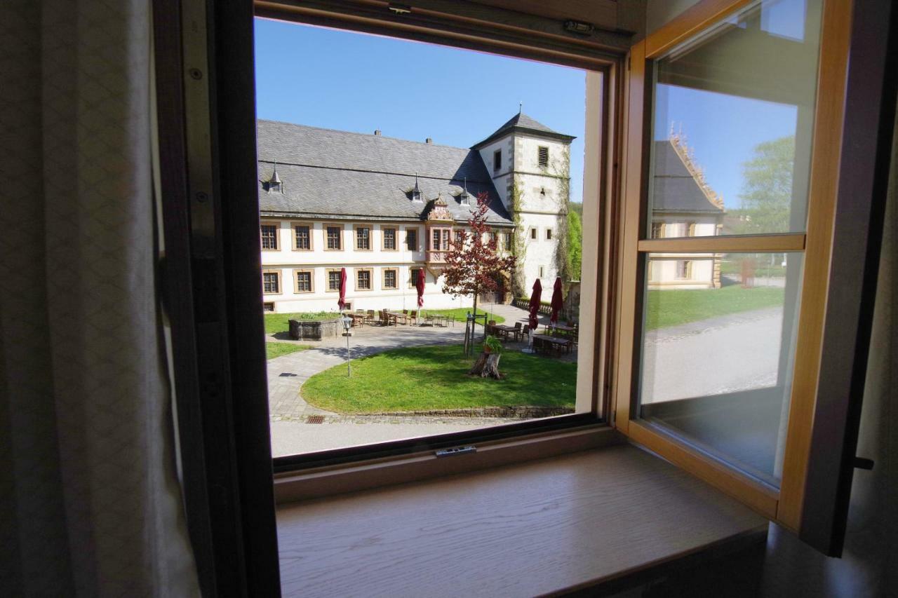 Klostergasthof Hotel Muennerstadt Exterior photo